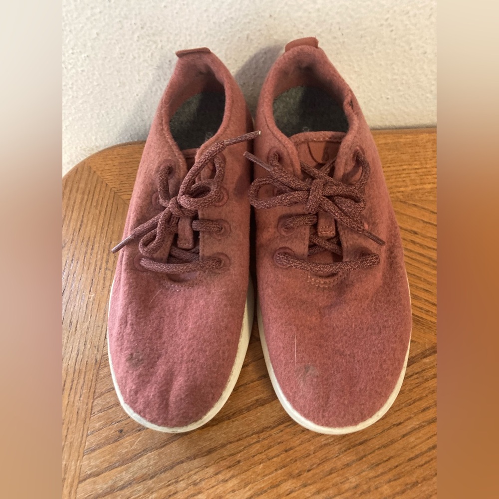 ALLBIRDS Merino Wool Machine Washable Sneakers Size 7.